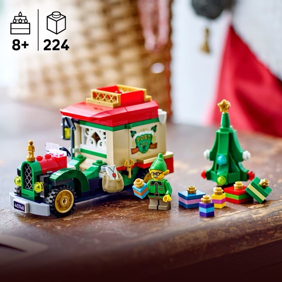 LEGO nwt Santa’s Delivery Truck Building Toy for Christmas 40746 - Picture 2 of 5